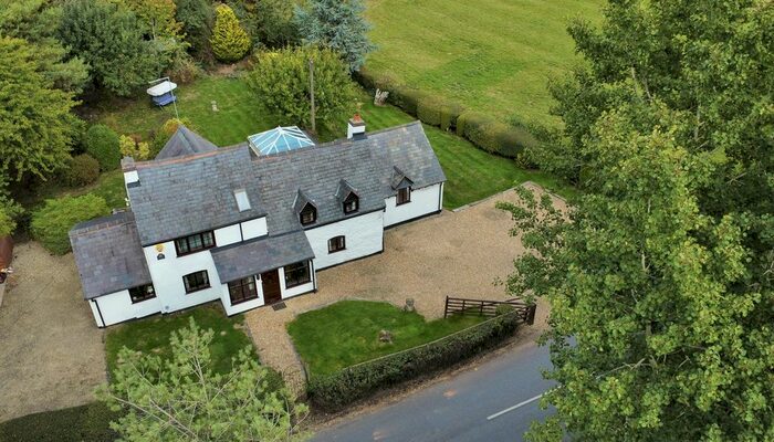 4 Bedroom Detached House For Sale In Meriden, Over / Acre, Surrounded By Countryside, CV7