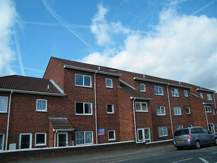 1 Bedroom Apartment To Rent In Bridge Court, Grays, RM17