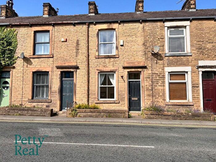 3 Bedroom Terraced House For Sale In Gisburn Road, Barrowford, BB9