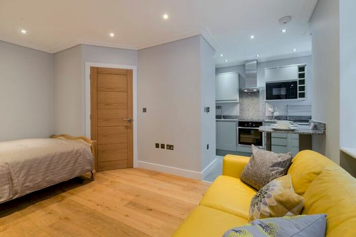 Studio To Rent In Beaufort Street, Chelsea, London, SW3