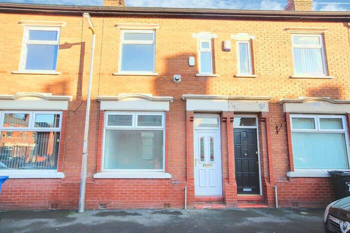 2 Bedroom Terraced House To Rent In Lonsdale Avenue, Stockport, Cheshire, SK5