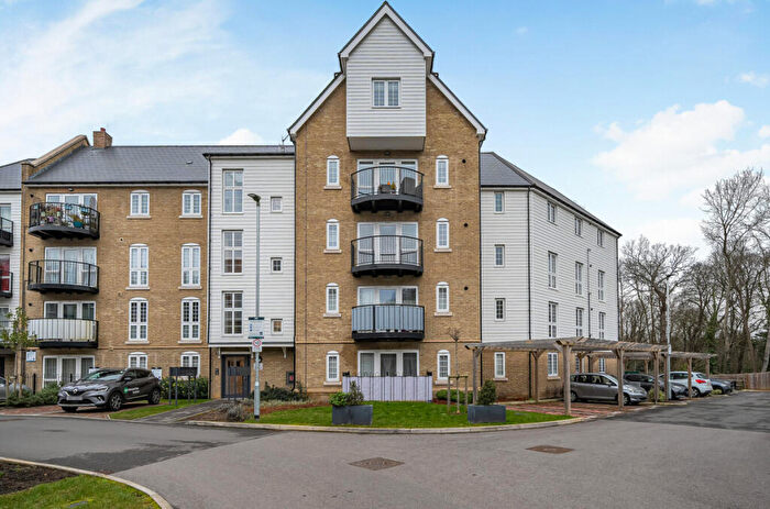 1 Bedroom Flat For Sale In Wells House, Gunpowder Road, Worcester Park, KT4