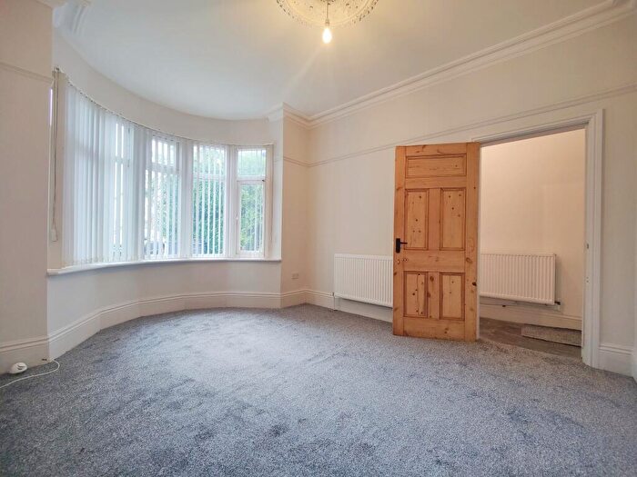 4 Bedroom House To Rent In Oval Road, Erdington, B24