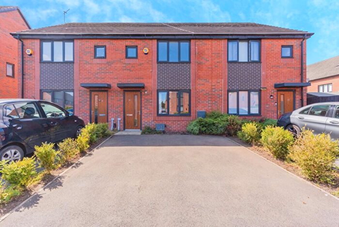 3 Bedroom Terraced House For Sale In Blossom Way, Salford, Greater Manchester, M6