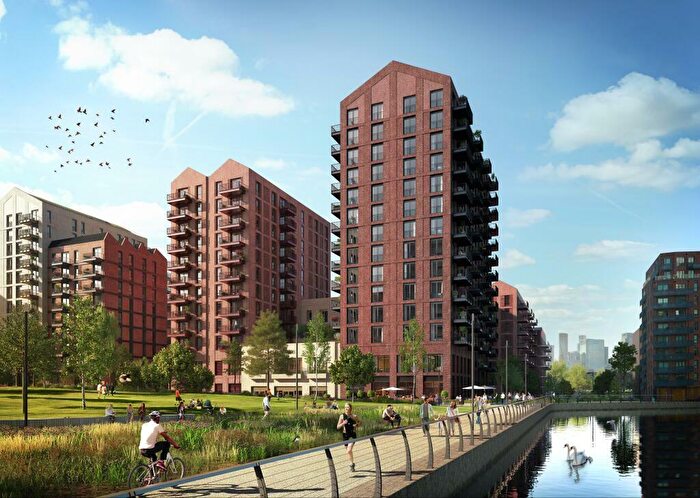 2 Bedroom Apartment For Sale In Heron Wharf, Leven Road, London, E14