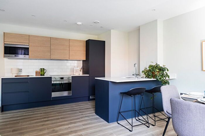 1 Bedroom Flat To Rent In Cadiz House - Neptune Wharf, Grinstead Road, SE8