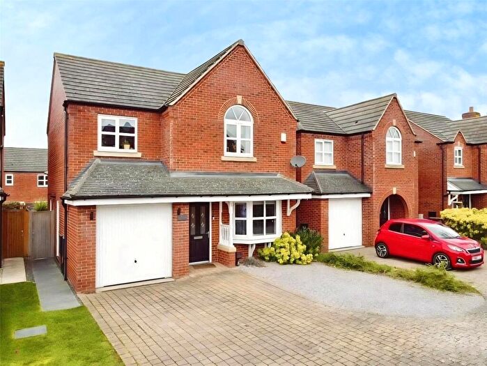 4 Bedroom Detached House For Sale In Bader Close, Hinckley, Leicestershire, LE10