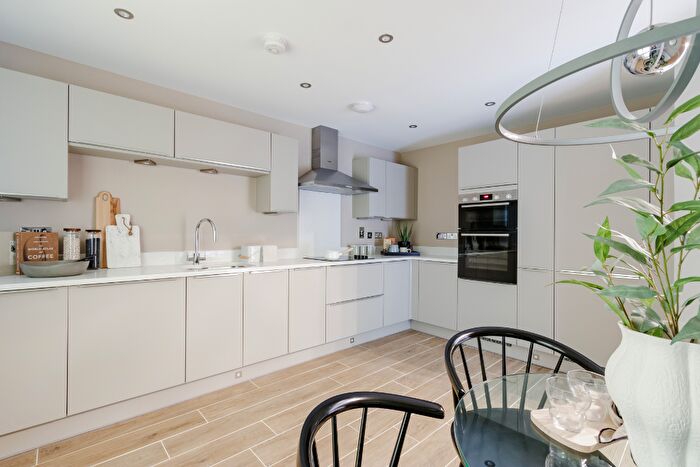 4 Bedroom Detached House For Sale In Dragonfly Way, Holt, NR25