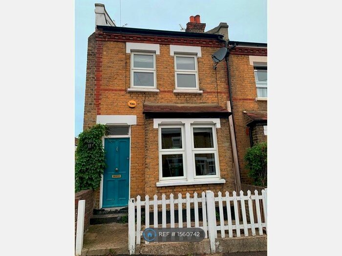 2 Bedroom End Of Terrace House To Rent In Ladas Road, London, SE27