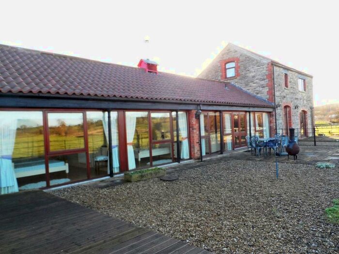 3 Bedroom Barn Conversion To Rent In Dallygate, Great Ponton, Grantham, NG33
