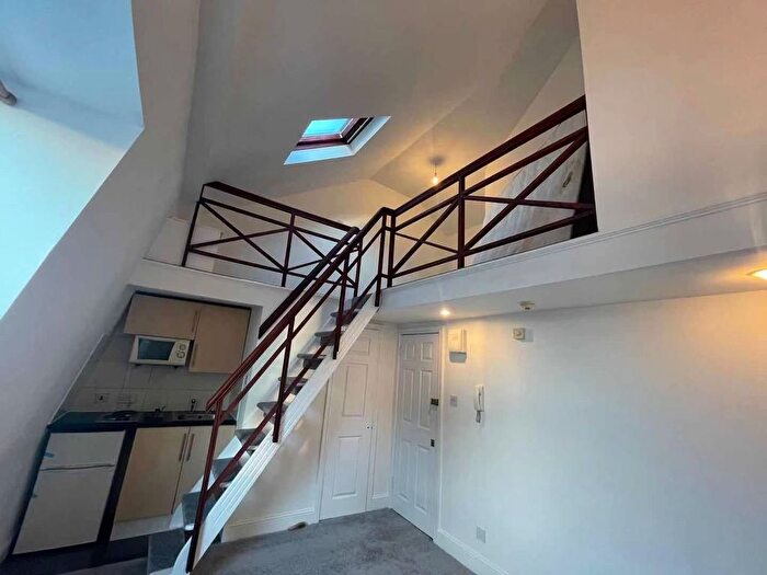 1 Bedroom Studio To Rent In Devonshire Place, Brighton, BN2