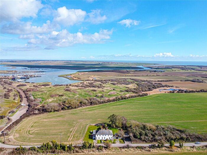 3 Bedroom End Of Terrace House To Rent In Millhead Cottages, The Common, Great Wakering, Essex, SS3