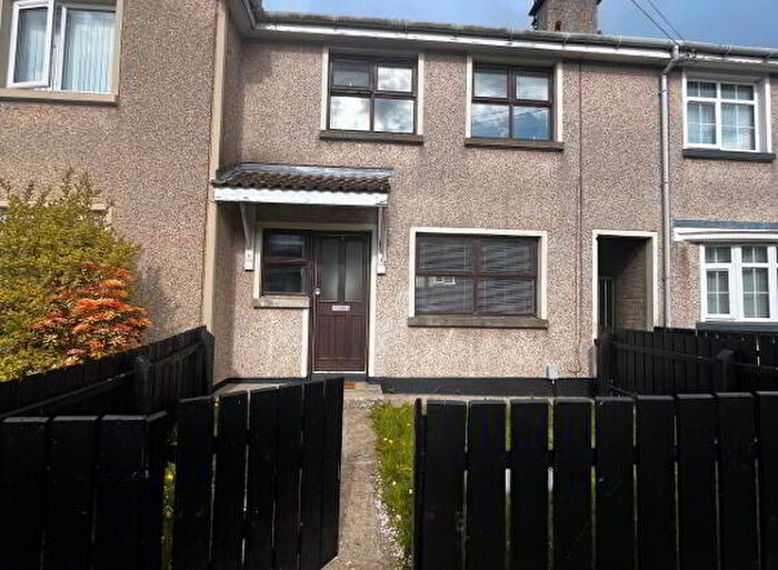 2 Bedroom Mid Terraced House For Sale In Glenside Park, Derry/Londonderry, BT48