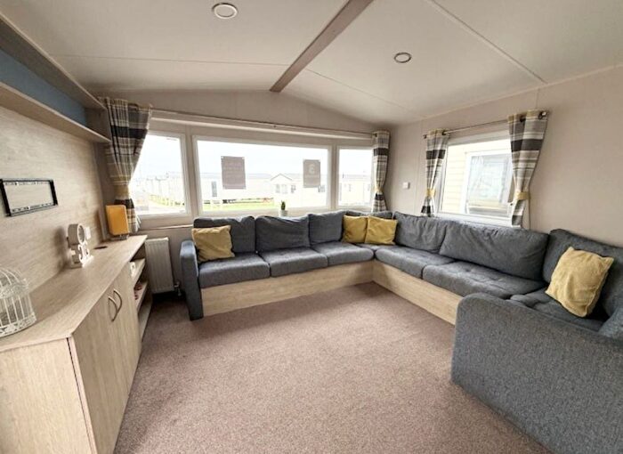 3 Bedroom Park Home For Sale In Leysdown Road, Leysdown-On-Sea, Sheerness, ME12