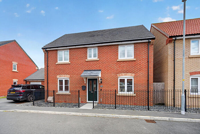 4 Bedroom Detached House For Sale In Bartlett Close, Corby, NN18