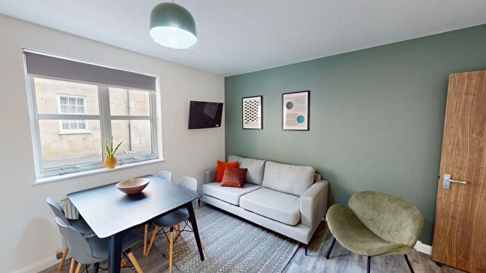 4 Bedroom Flat To Rent In Piccadilly Place, Bath, F1