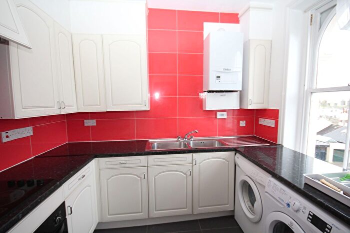 2 Bedroom Flat To Rent In Dyke Road, Brighton, BN1