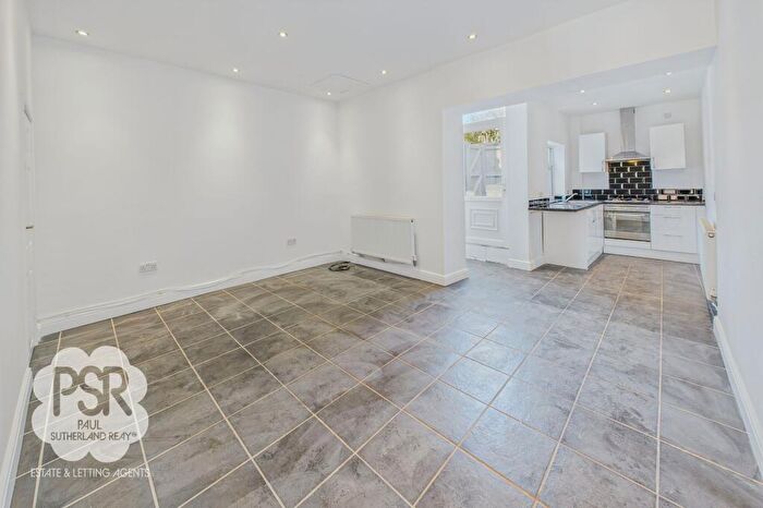 2 Bedroom Terraced House For Sale In Hague Bar, New Mills, SK22