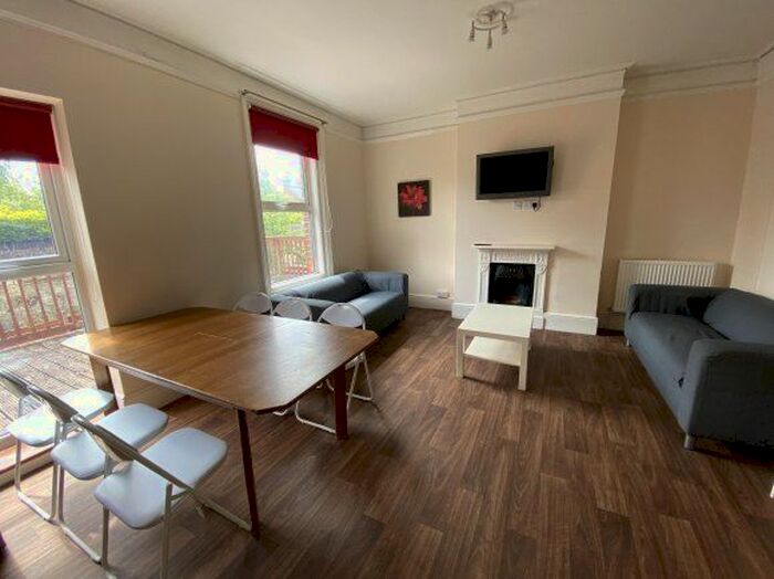 3 Bedroom Property To Rent In Martyrs' Field Road, Canterbury, Kent, CT1