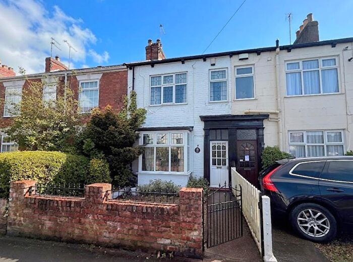 2 Bedroom Terraced House For Sale In New Village Road, Cottingham, HU16