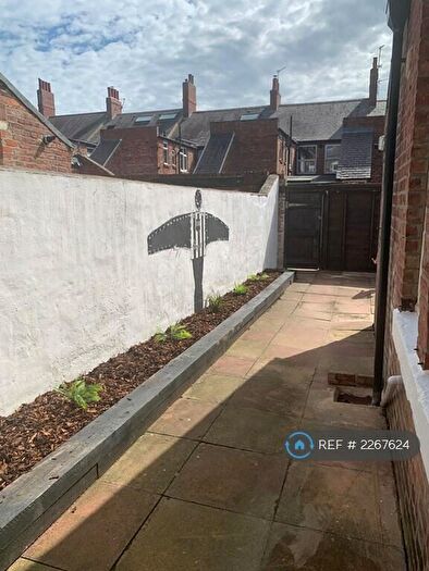 8 Bedroom Terraced House To Rent In Manor House Road, Newcastle Upon Tyne, NE2