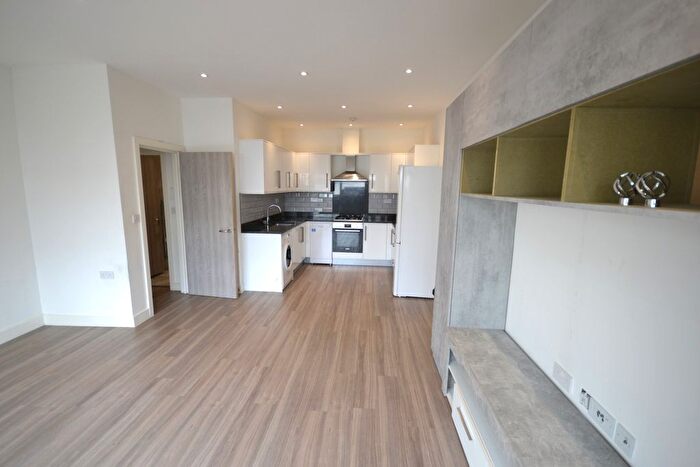 1 Bedroom Flat To Rent In London Road, Croydon, CR0