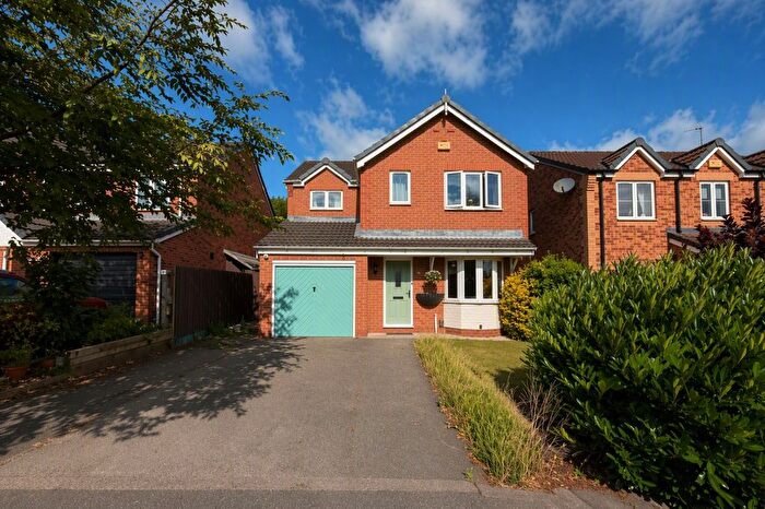 4 Bedroom Detached House For Sale In Dalefield Way, Normanton, WF6