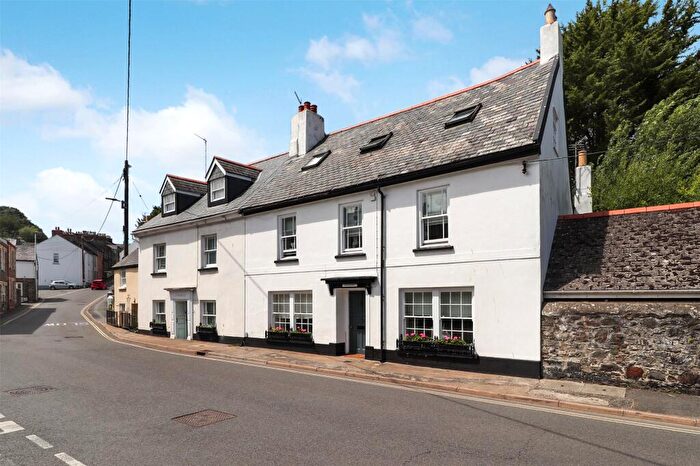 5 Bedroom End Of Terrace House For Sale In Myrtle St, Appledore, EX39