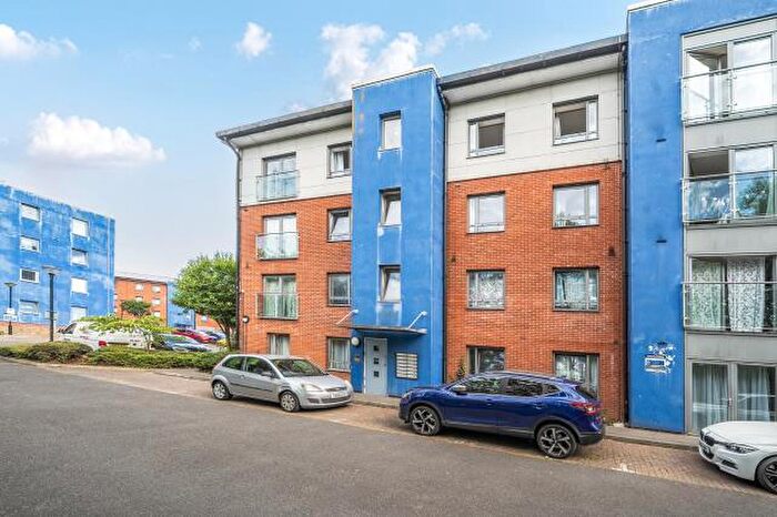 2 Bedroom Apartment For Sale In Cleeve Way, Sutton, SM1