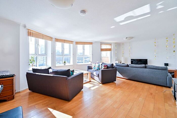 2 Bedroom Flat To Rent In Finland Street, Canada Water, London, SE16