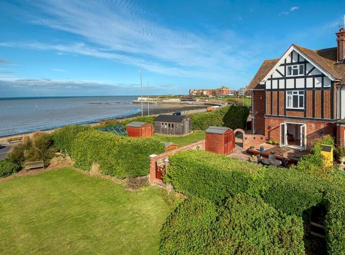 5 Bedroom End Of Terrace House To Rent In Domneva Road, Westgate-On-Sea, CT8