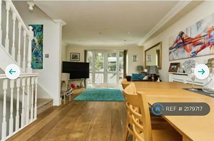 4 Bedroom Terraced House To Rent In Fife Court, Cowes, PO31