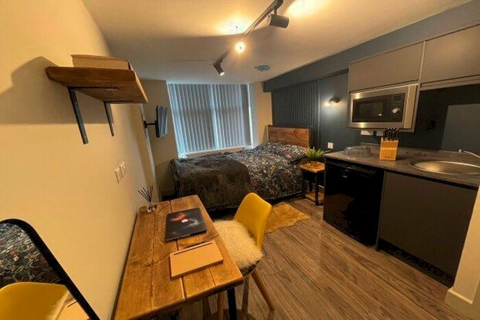 Studio To Rent In Heeley Road, Birmingham, B29