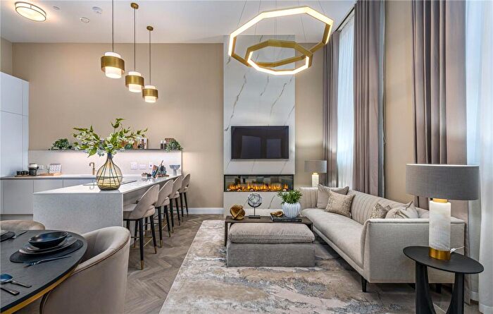 3 Bedroom Apartment For Sale In The Primary At The Old Schoolhouse, Napiershall Street, Glasgow, G20