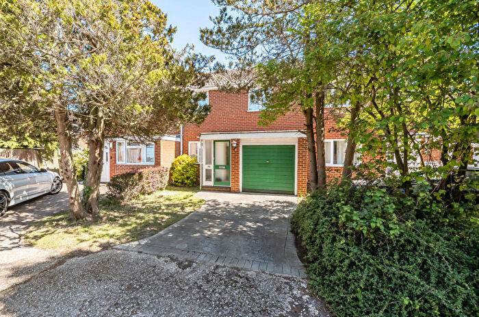 3 Bedroom Terraced House For Sale In Harwich Close, Lower Earley, Reading, RG6