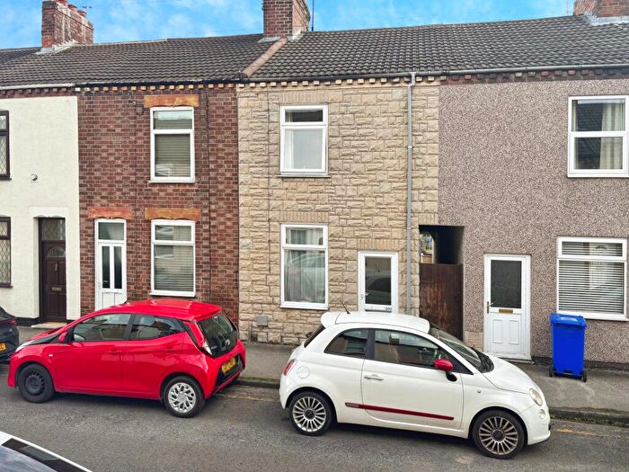 3 Bedroom Terraced House For Sale In Wetmore Road, Burton-on-Trent, DE14