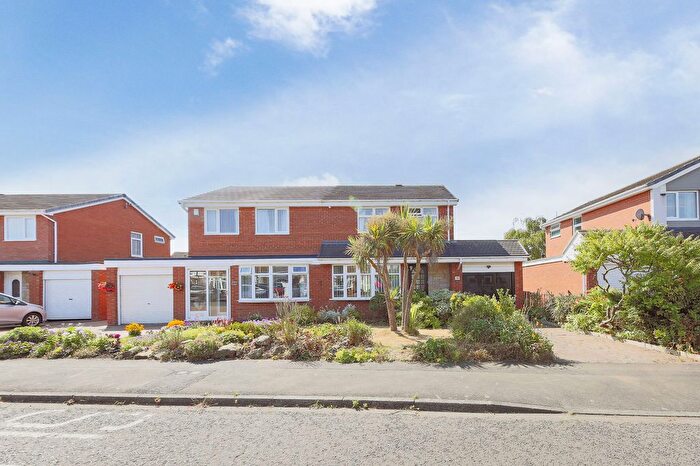 3 Bedroom Semi-Detached House For Sale In Exeter Road, Wallsend, NE28