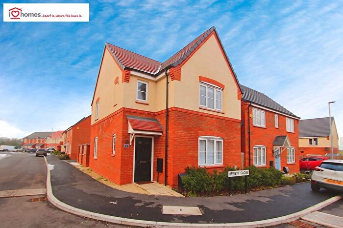 3 Bedroom Detached House To Rent In Hewett Close, Coton Green, Tamworth, B79