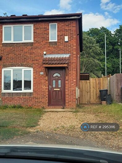 3 Bedroom Semi-Detached House To Rent In Probyn Close, Northampton, NN3