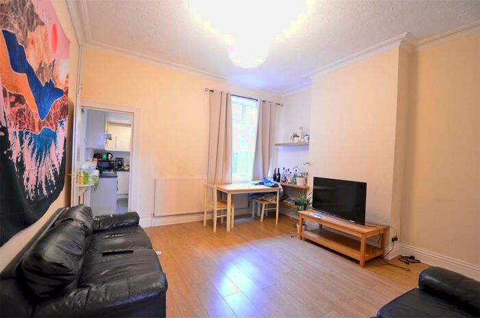 5 Bedroom Terraced House To Rent In Student Property Selly Oak, Birmingham, B29