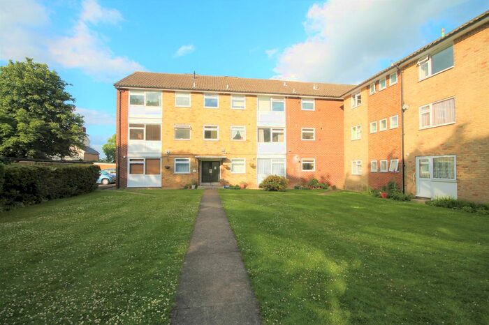 1 Bedroom Flat To Rent In Bishops Green, Upper Park Road, Bromley BR1