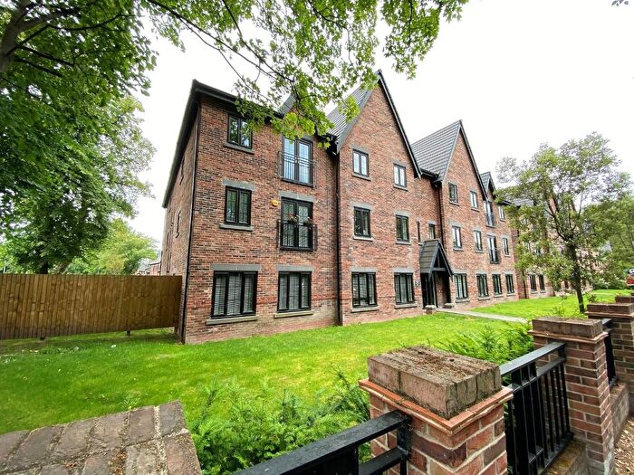 2 Bedroom Flat For Sale In Toddbrook Close, West Didsbury, M20