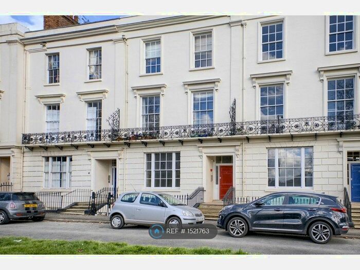 2 Bedroom Flat To Rent In Warwick Place, Leamington Spa, CV32