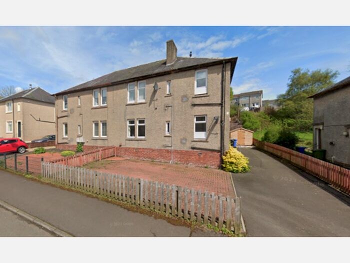 2 Bedroom Ground Flat To Rent In Park Crescent, Strathaven, ML10