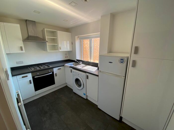 1 Bedroom Flat To Rent In Albert Road, London, E16