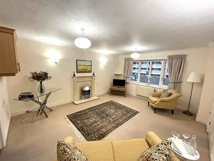 2 Bedroom Retirement Property For Sale In Grange Road, Solihull, West Midlands, B91