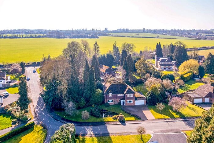 4 Bedroom Detached House For Sale In Priory Close, East Farleigh, Maidstone, Kent, ME15