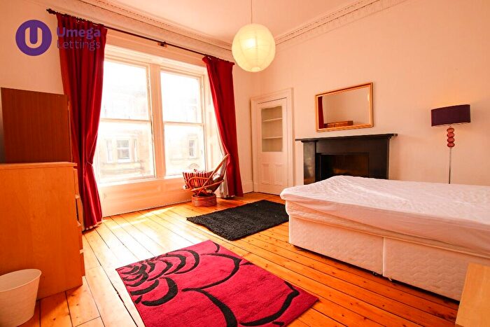 4 Bedroom Apartment To Rent In Morningside Road, Morningside, Edinburgh, EH10