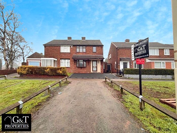 3 Bedroom Semi Detached House To Rent In Bromley, Brierley Hill, DY5