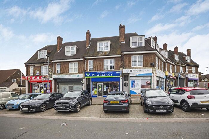 4 Bedroom Flat To Rent In Newmarket Green, London, SE9